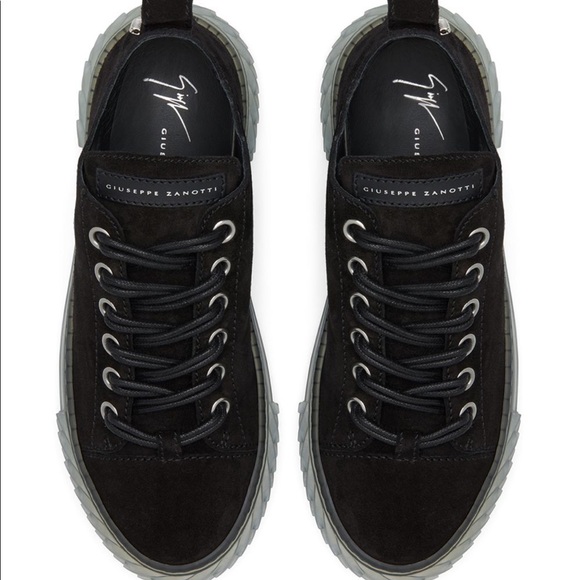 Shoes - Picture 2 of 4